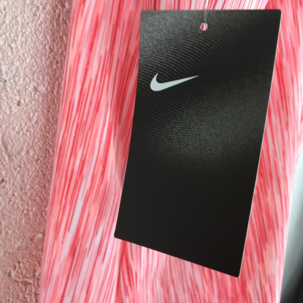 Nike Swim Tankini Top, New With Tags, Size M - Picture 7 of 8